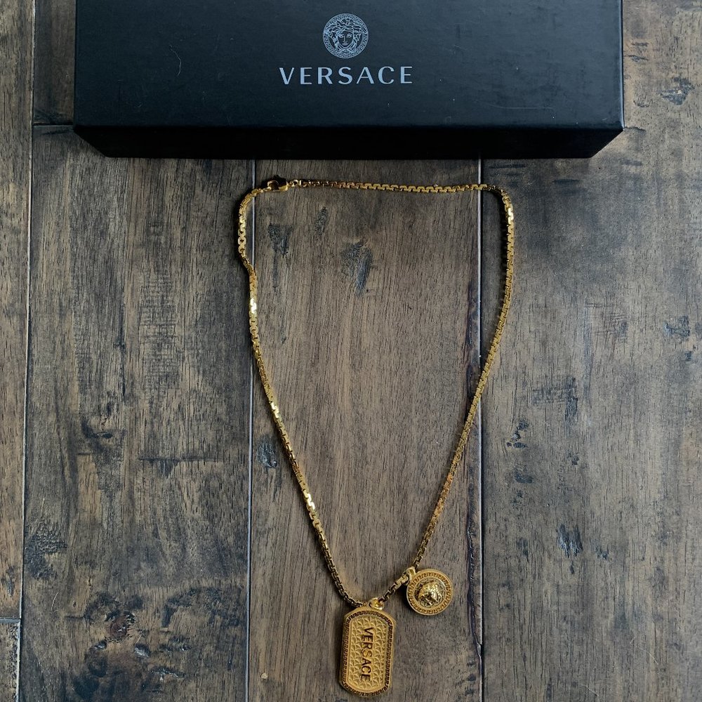 Versace Metal chain Necklace with dog tag and Medusa Pendants in Gold